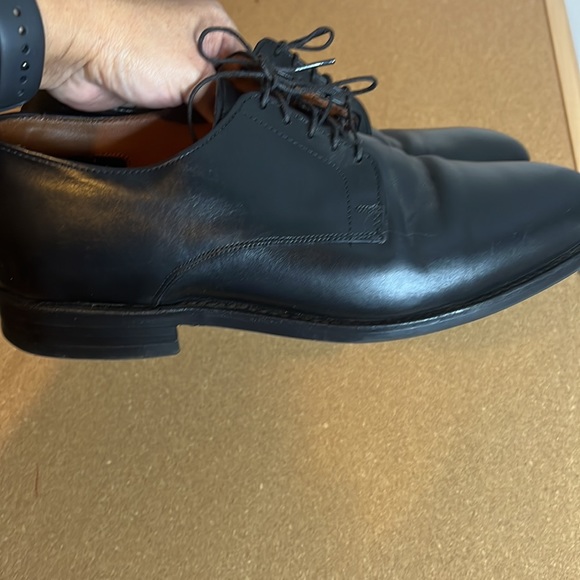 ALLEN EDMONDS SUTTER DRESS SHOES - Picture 7 of 8
